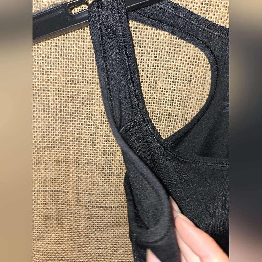 Nike Juniors Black Sports Bra Size Medium - Picture 3 of 6